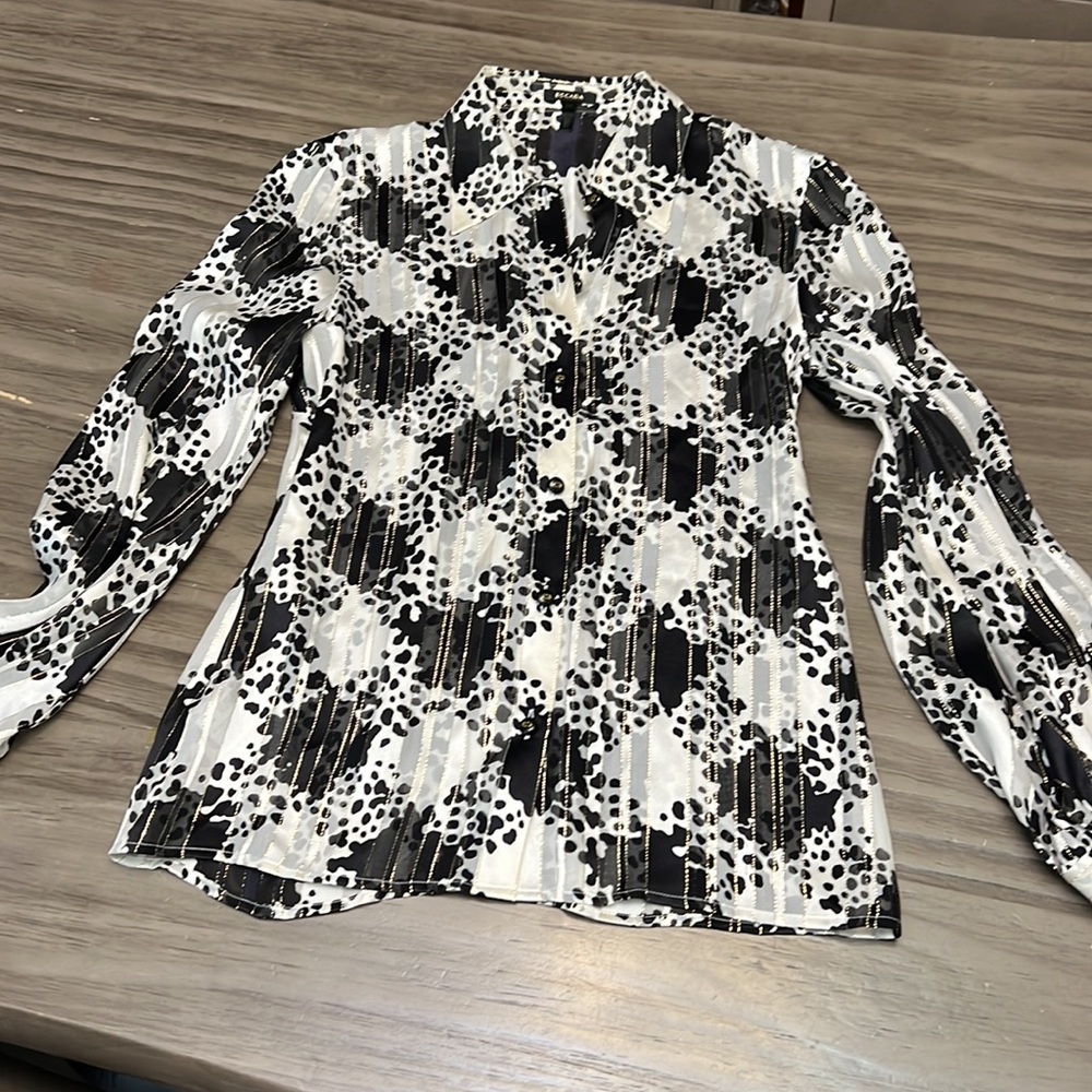ESCADA SILK BUTTON DOWN TOP SIZE 4 - image 6
